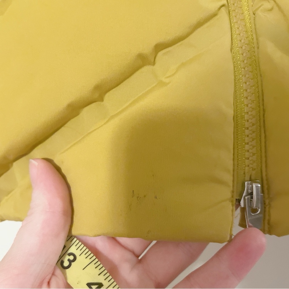 Athleta Inlet Stretchy Vest in Oxidized Yellow Size XXL - Picture 7 of 15
